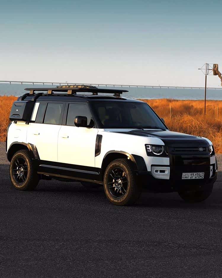 一样喜欢把这种黑白配色叫熊猫色的朋友嘛_路虎卫士论坛_汽车之家论坛