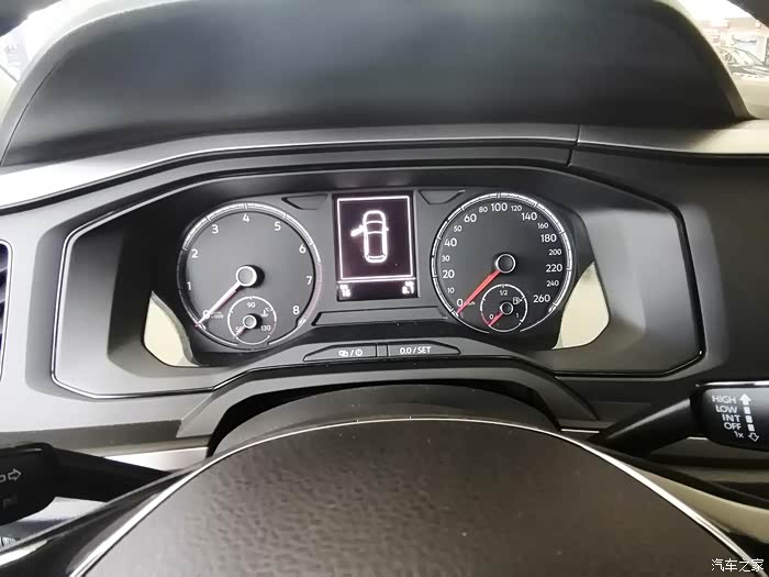 【汽车之家16岁生日快乐】送给女友的车,我看上汽大众polo