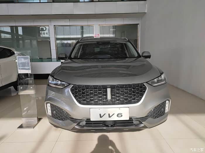 多彩六月魏派vv6看车
