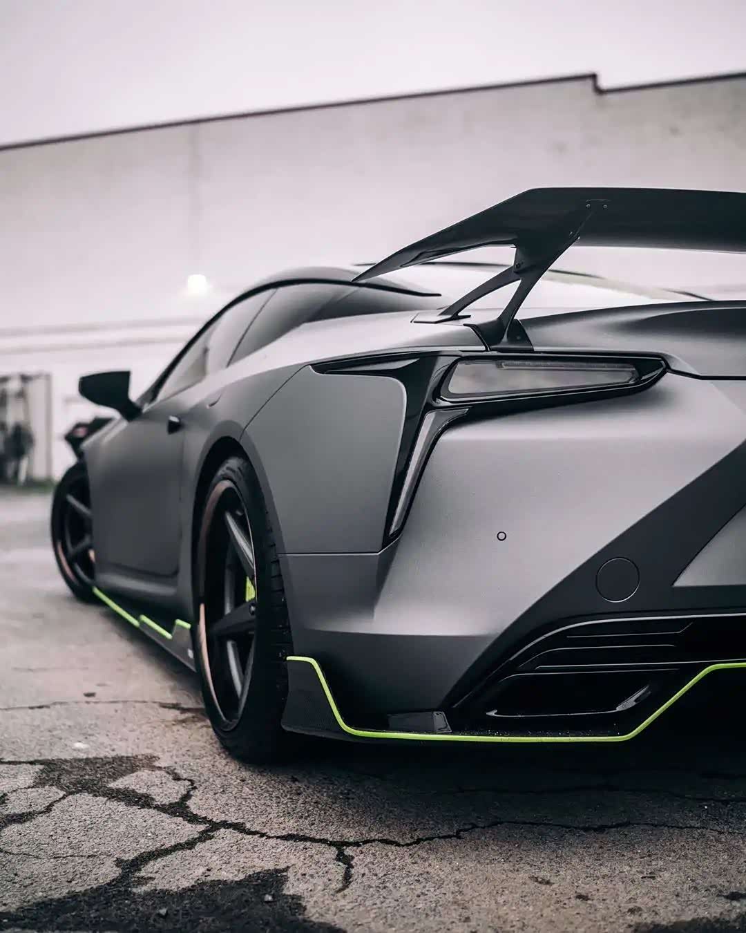 雷克萨斯超跑lc500低姿态改装极具战斗气息