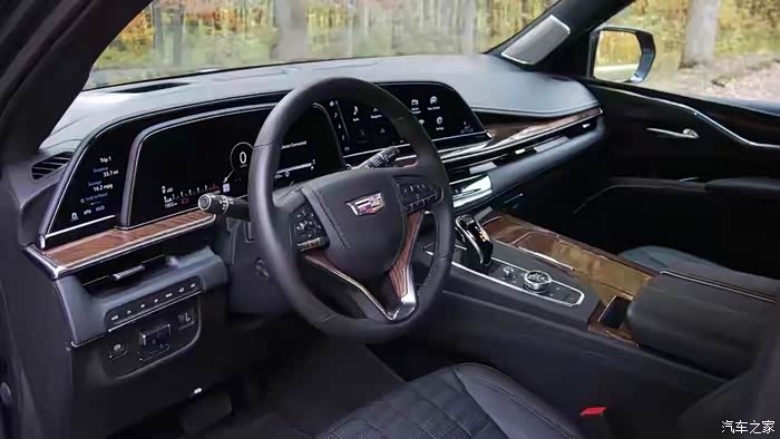 爱车就来拍2021款凯迪拉克凯雷德