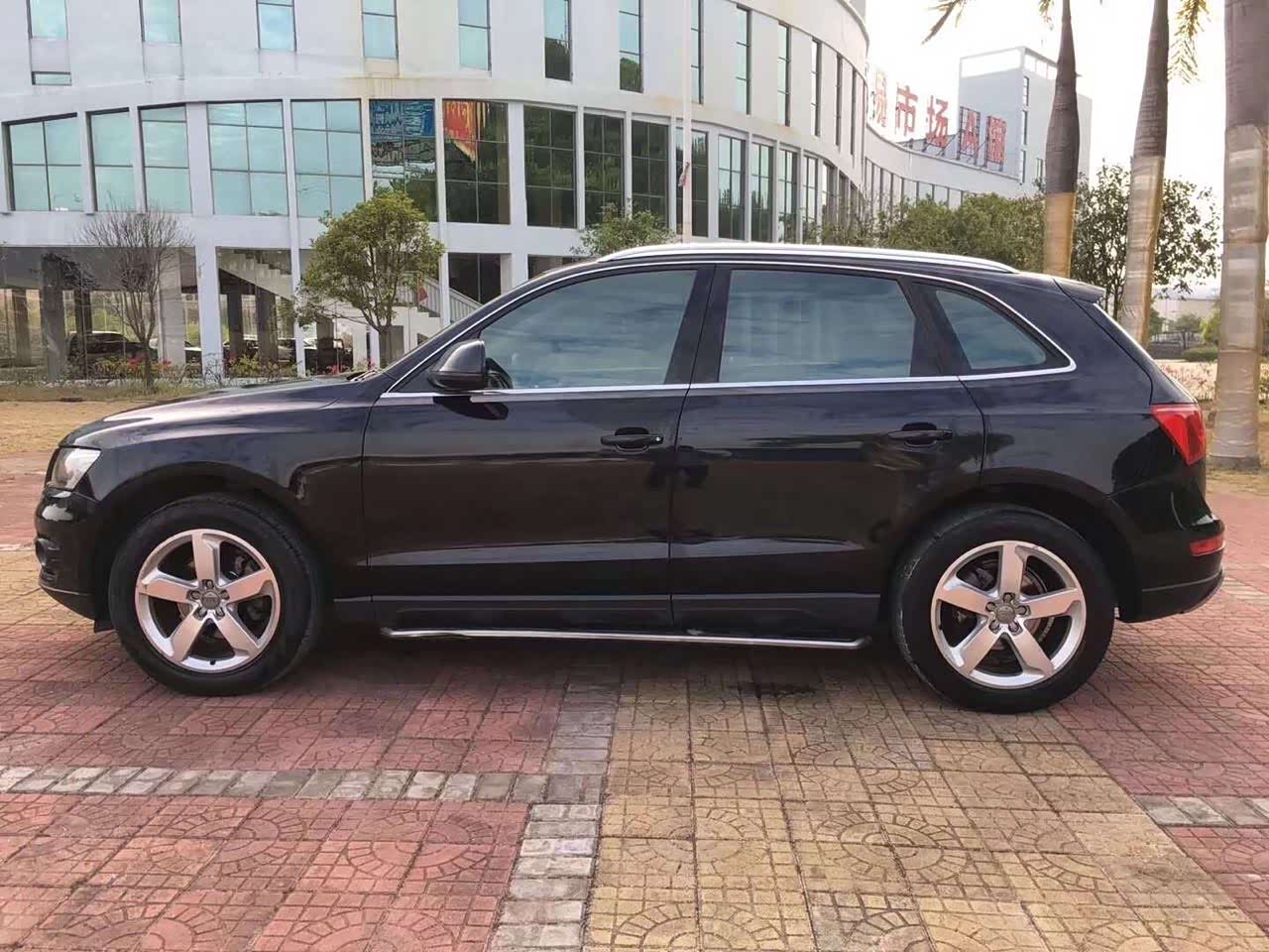 12款的奥迪q5依旧很时尚动感