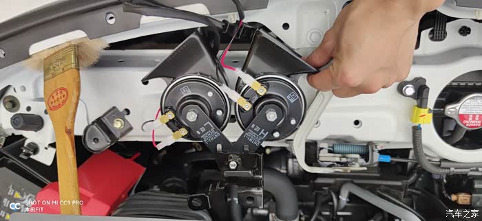 【图】四代飞度自己更换双蜗牛鸣笛喇叭_飞度论坛_汽车之家论坛