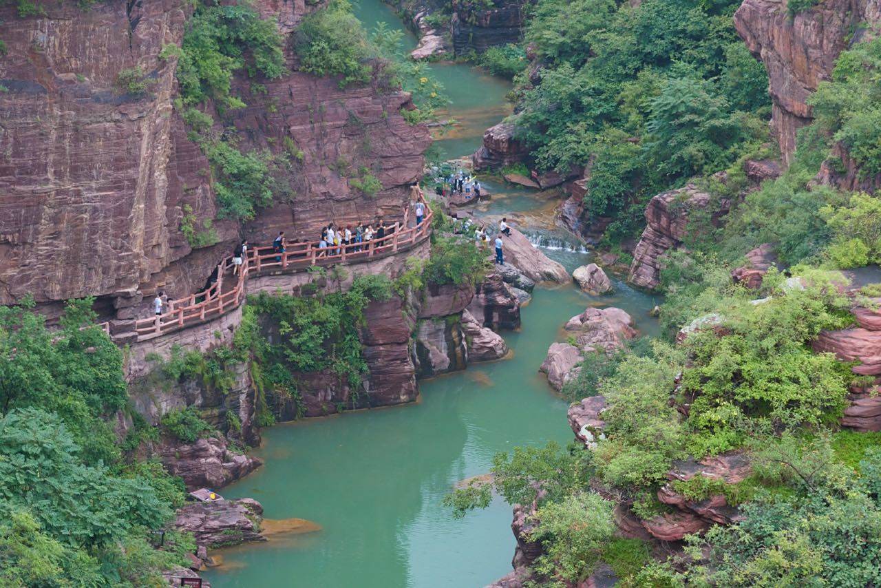 云台山处于河南焦作地界,算是上河南的最美景点了