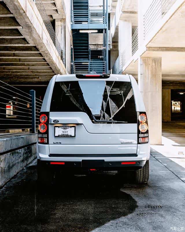 路虎 造型霸气 气势强大 开着气派有面子