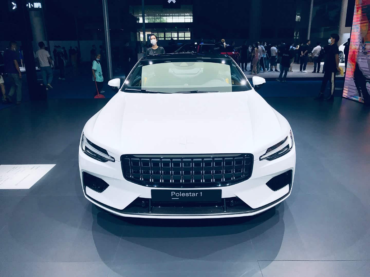 极星1这颜值确实是非常高,这属于沃尔沃还是吉利!