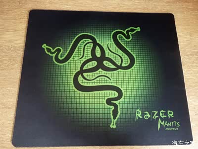 【为啥买】21-蝰蛇鼠标垫(外观篇)