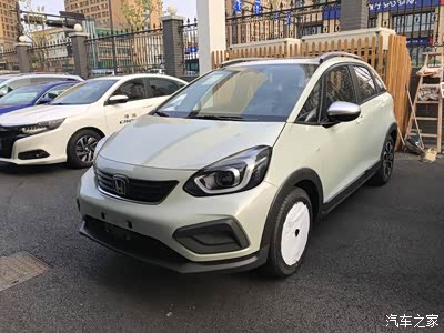 2021款飞度 1.5l cvt潮越max版 碧光翠实车图赏