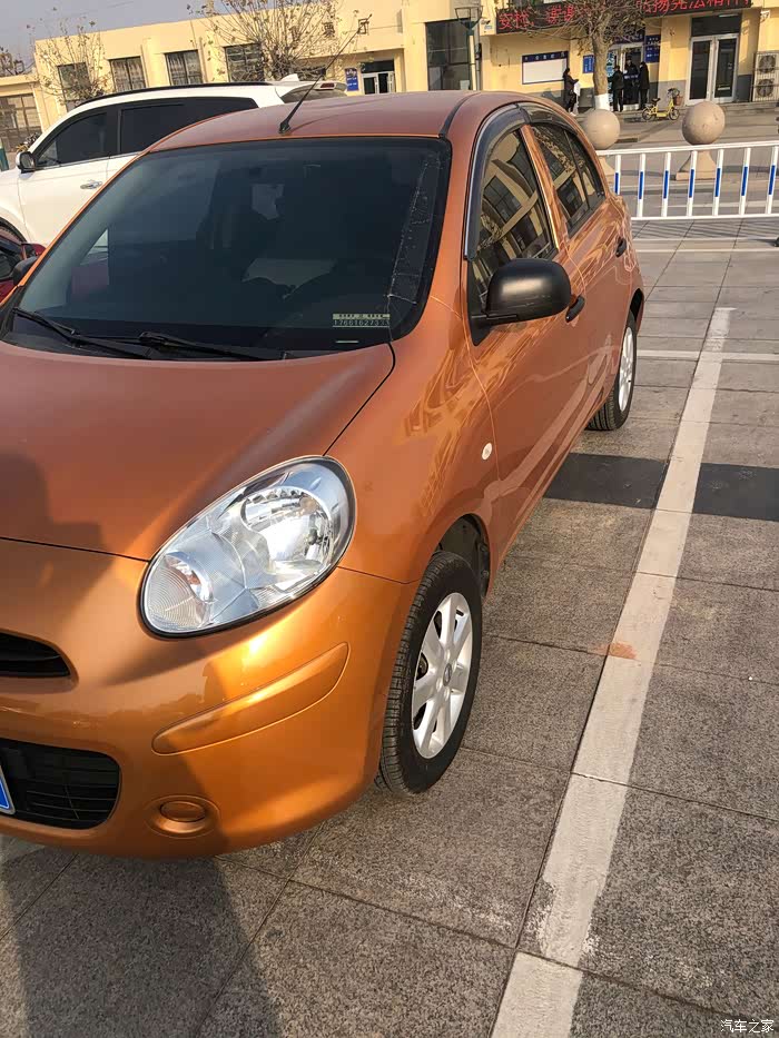 临沂11年上牌日产玛驰