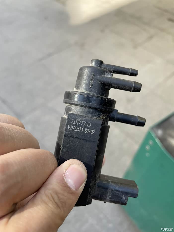 标致50818t更换涡轮增压电磁阀解决涡轮增压故障