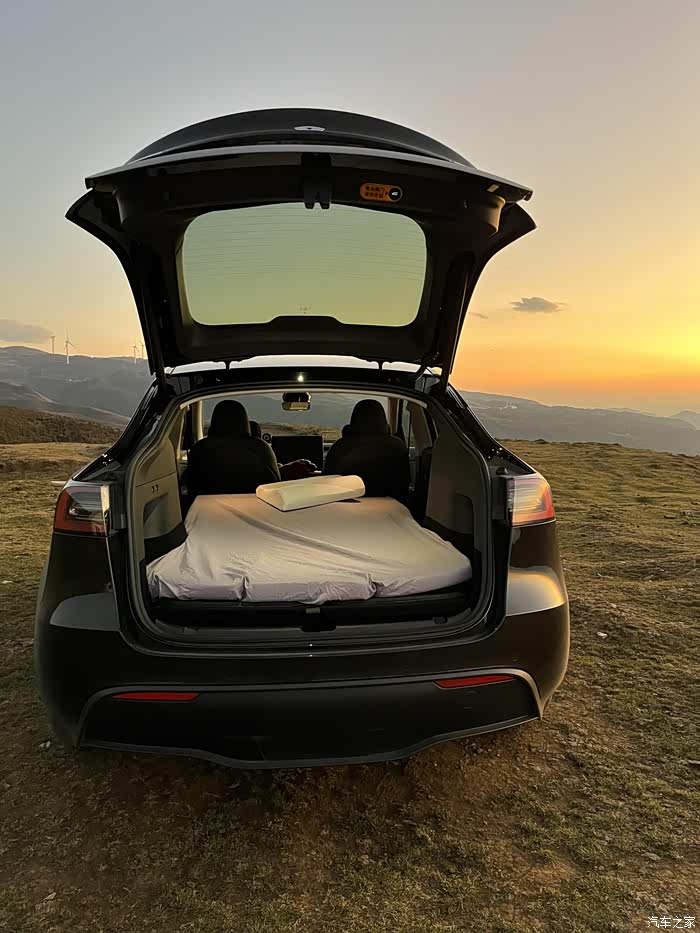 【图】开着小y去露营,欣赏日落月升_model y论坛_汽车之家论坛