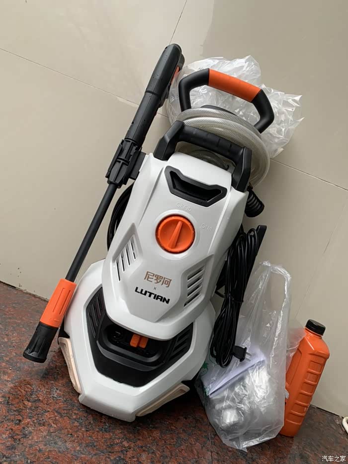 给洗车机换个机油