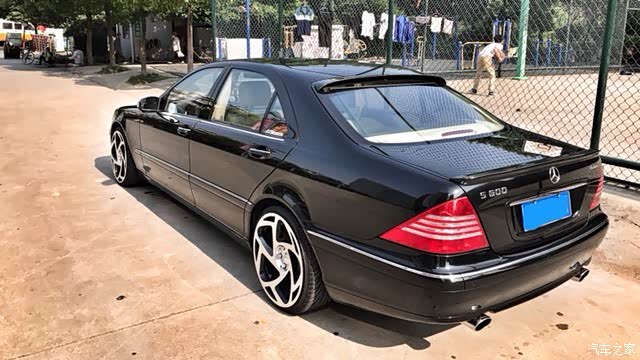 极品毒物 西装暴徒 奔驰w220 s600