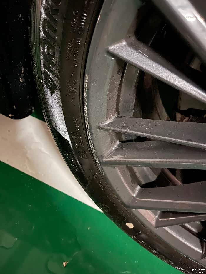 车轮毂剐蹭,好修吗