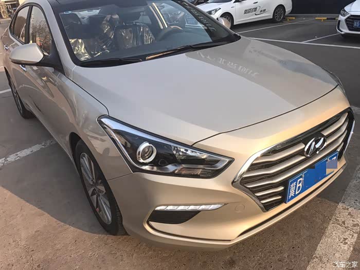 夕阳西下,古道西风那车-金色1.8尊贵名图