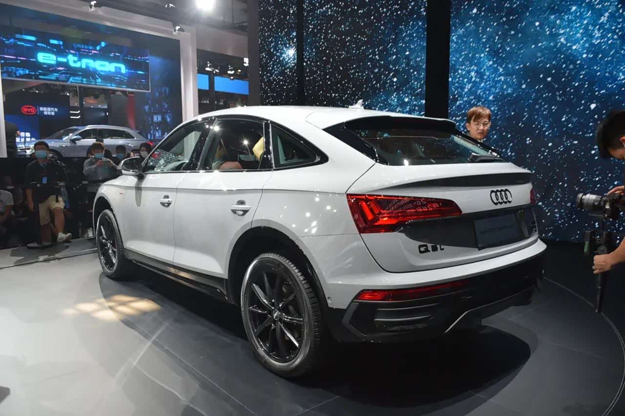 新车基于奥迪ql打造,拥有一个更加运动的溜背造型.