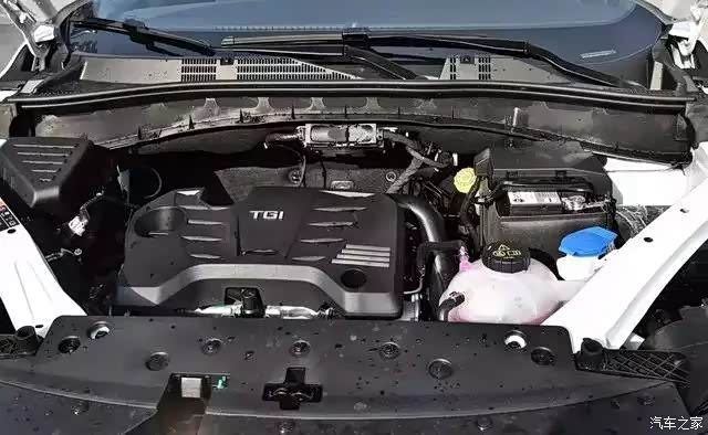 另一款是代号为20l4e的2.0t引擎.最大动力220马力,最大扭矩为350牛米.