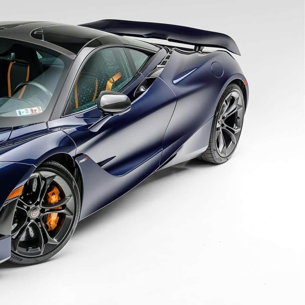 mclaren 720s 迈凯轮速度利器湖蓝色涂装