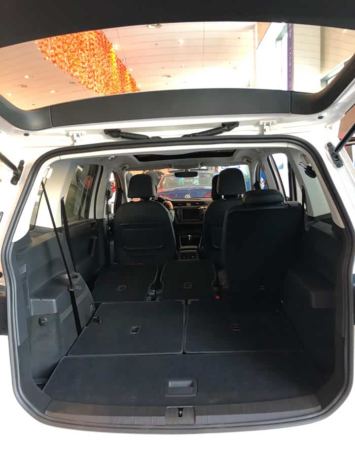 置换途安l拓界版提车