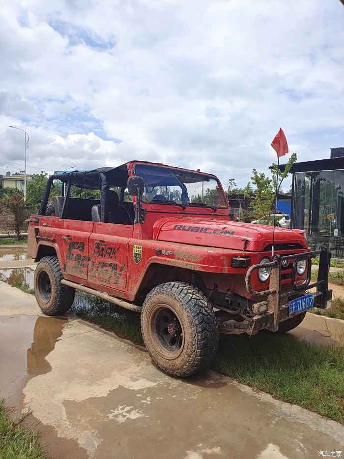 开吉普车必须敞篷永远敞篷