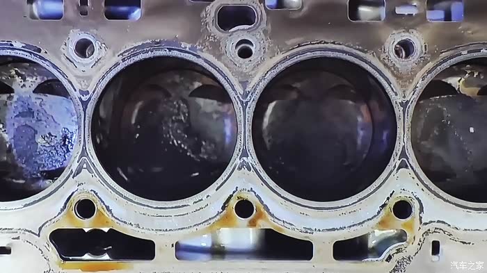 老司机来看看活塞这个积碳情况算严重吗
