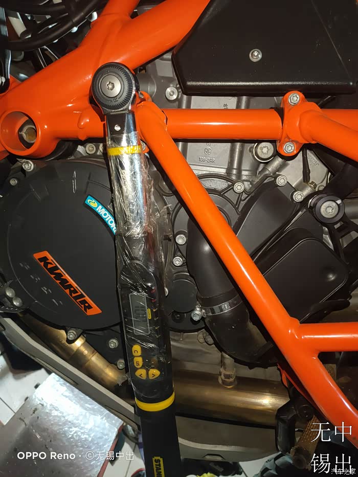 【图】ktm 1290 改装副油箱 局部清洁(强迫症)_摩托车论坛_汽车之家