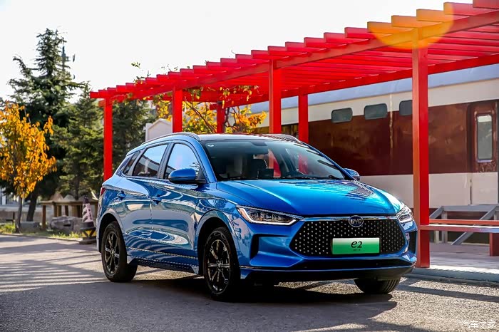 灵活好开空间大2021款比亚迪e2车主自述240km自驾用车感受