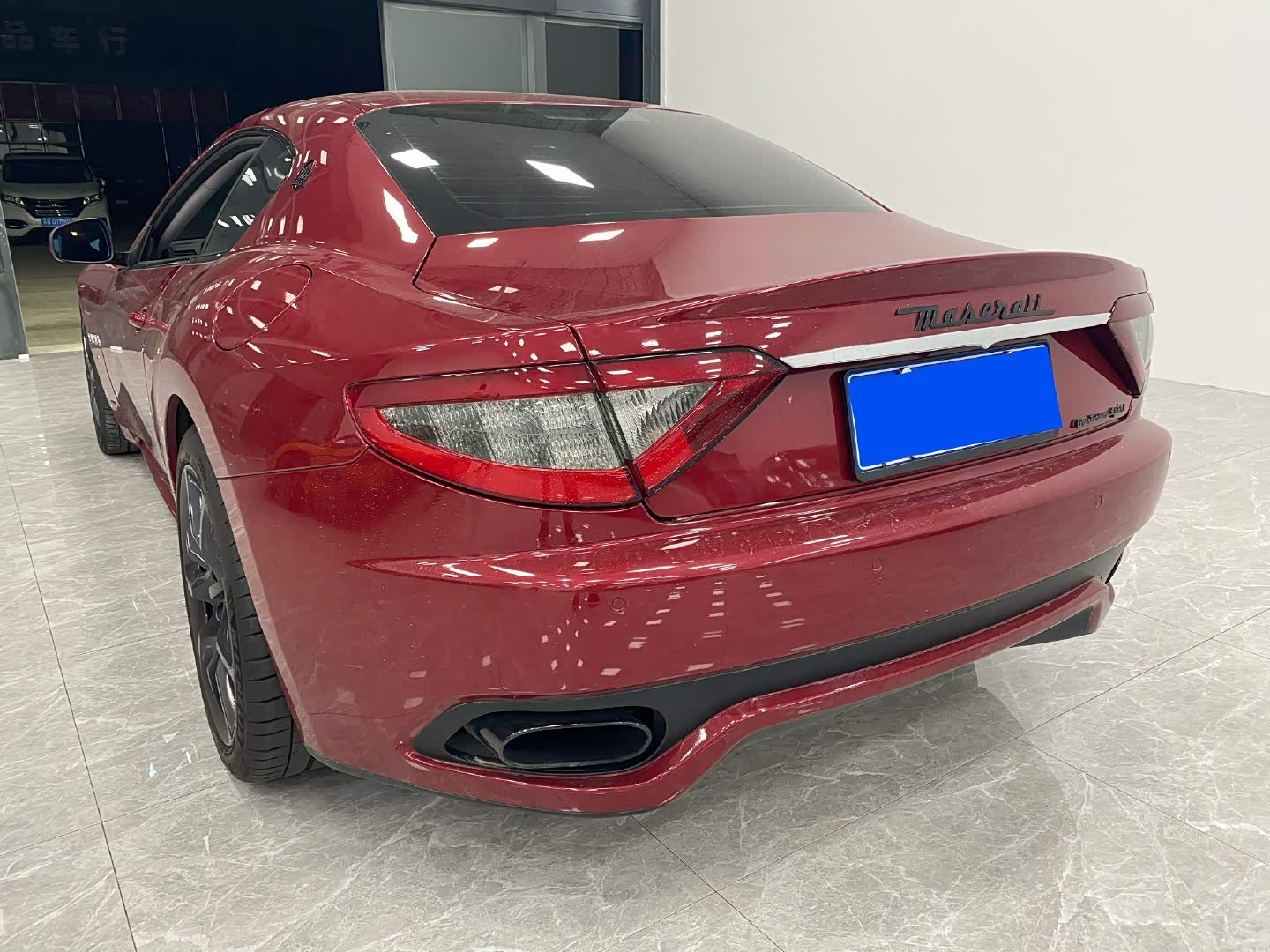 红色的玛莎拉蒂.最具视觉冲击感.