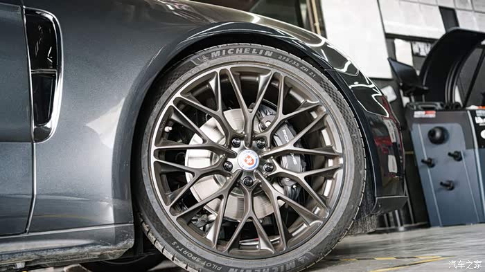 新车到手先改一个轮毂 hre锻造正品21寸上车