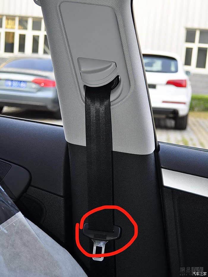 2018款奥迪a3运动版安全带没有定位点吗