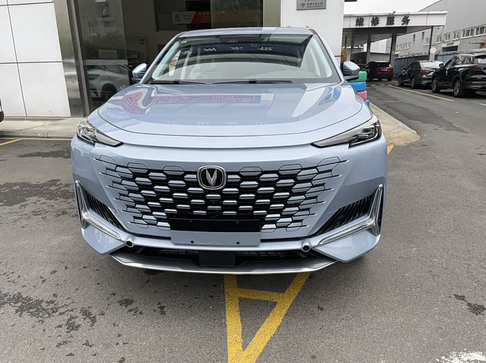 蓝色天空-长安uni-k!