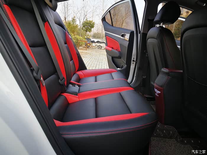 自精版领动包皮座椅方案