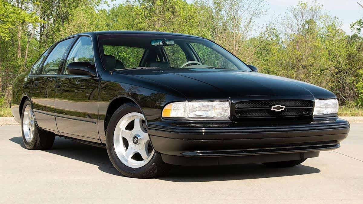 96年已经没有当年精神气的雪佛兰impala ss