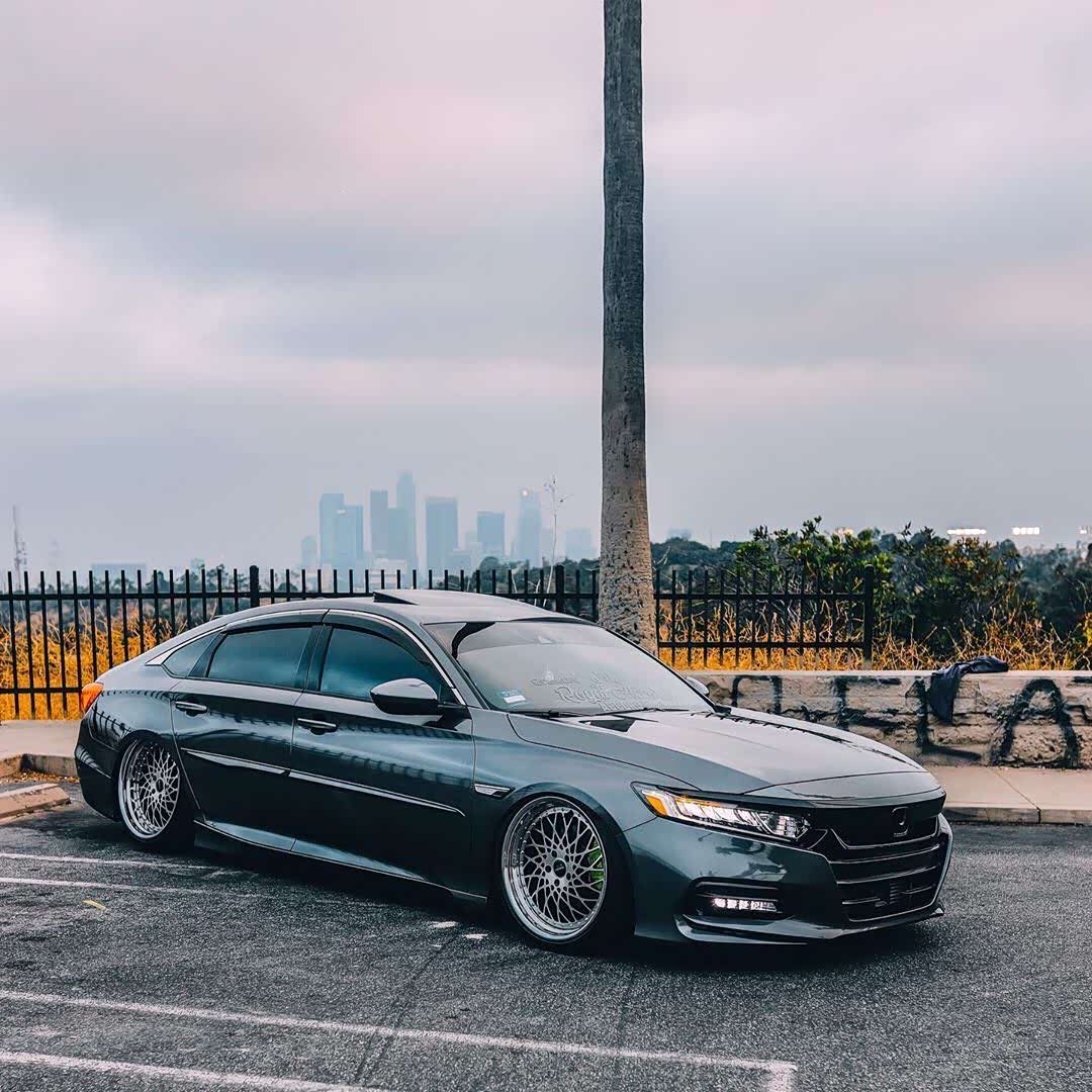 运动与质感的全面进化,低趴十代雅阁