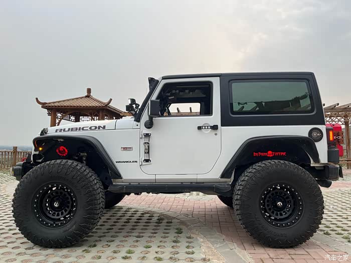 14年黑米牧马人jk