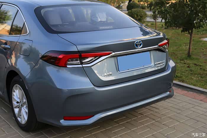 提车卡罗拉,撑不住的时候多了一个可以哭的地方