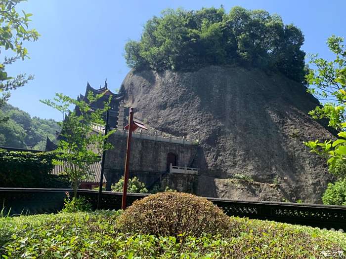 逛逛新昌大佛寺,說說我的大途鎧