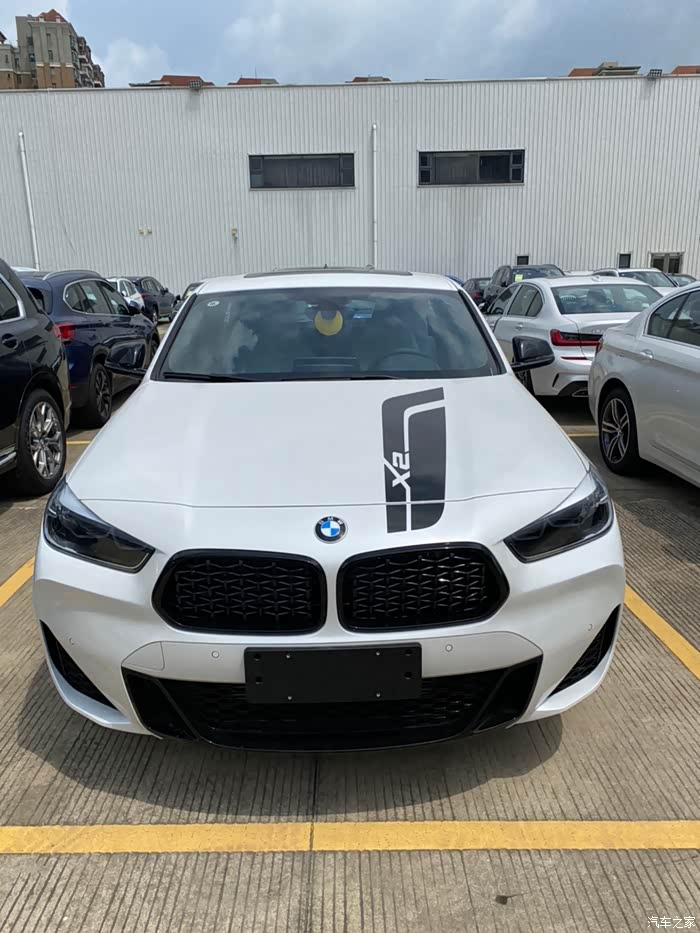 宝马x2曜夜版