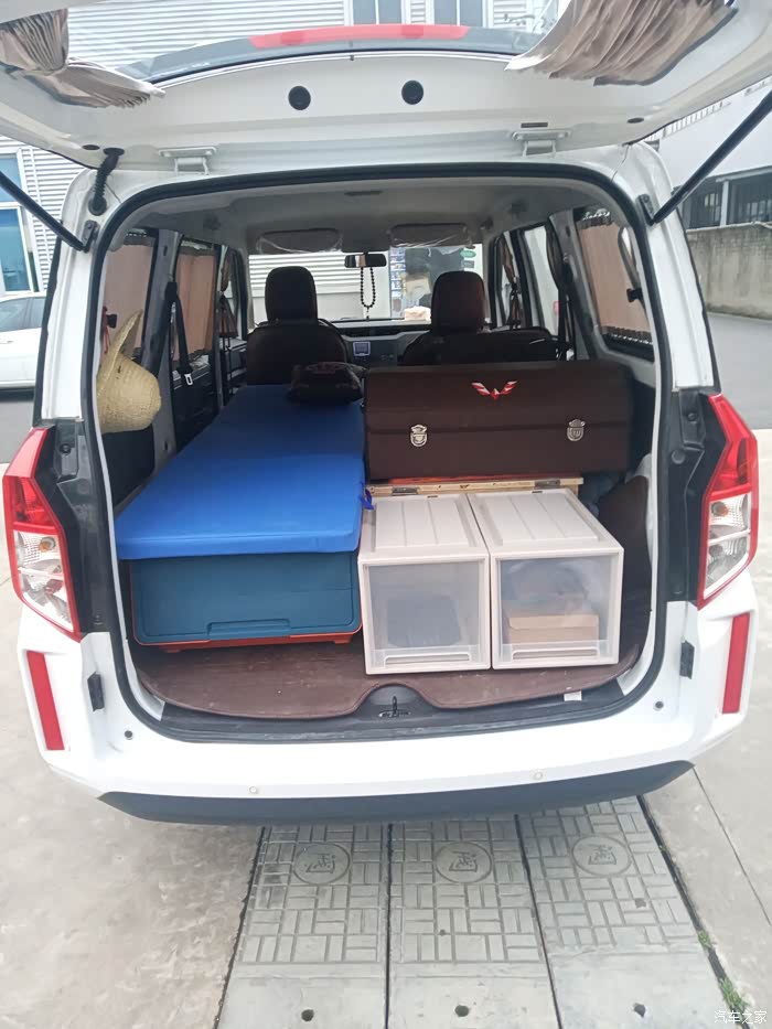 确认一下后面地板是铝合金面板的吗?_五菱宏光plus论坛_汽车之家论坛