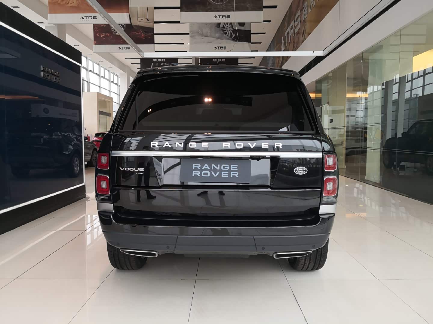 图 国六排放的路虎揽胜传世加长版