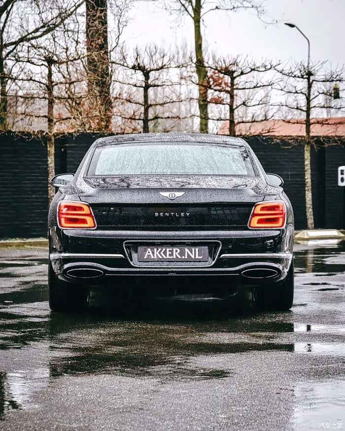 bentley flying spur w12 ,大爱!