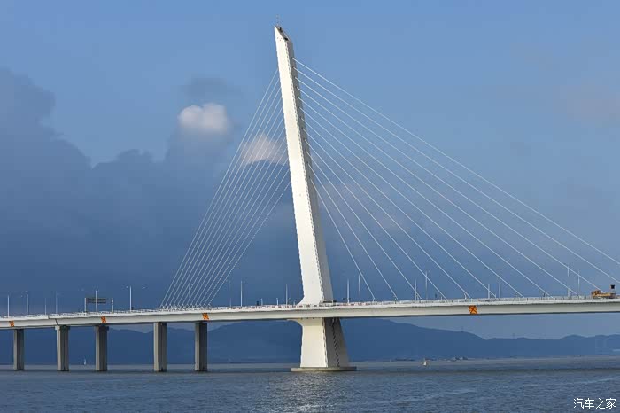 赏深港跨海大桥的壮美