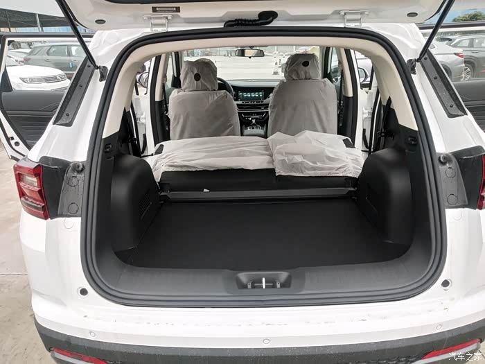 【图】朋友看上cs35plus百万版,带他去看看_长安cs35plus论坛_汽车之