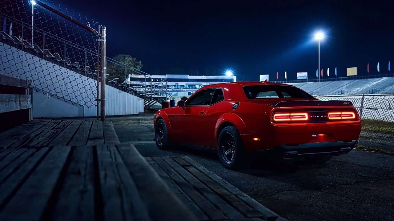 红色恶魔,道奇挑战者srt