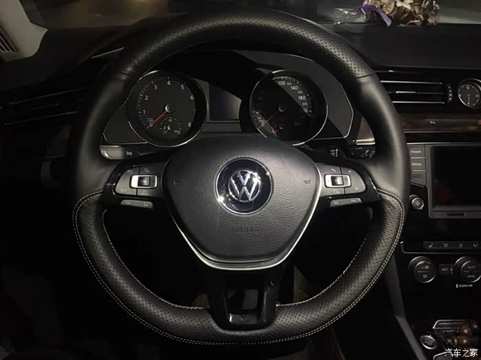 迈腾b8手缝方向盘