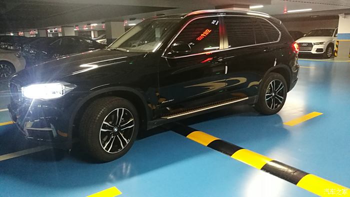 bmw忠實粉春節前提車中東30x5換輪轂配圖