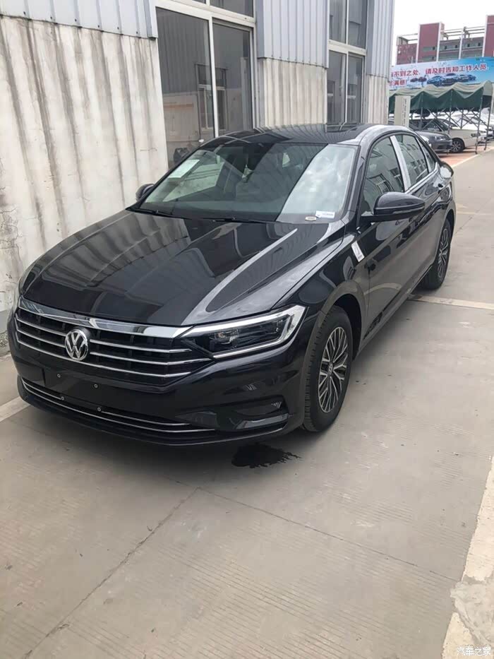 新速腾颜色纠结