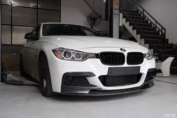 628 | 回复: 3 宝马3系论坛 宝马三系包围