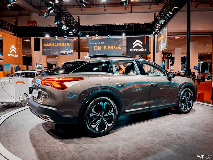 身为准车主的我终于见到了凡尔赛本赛了