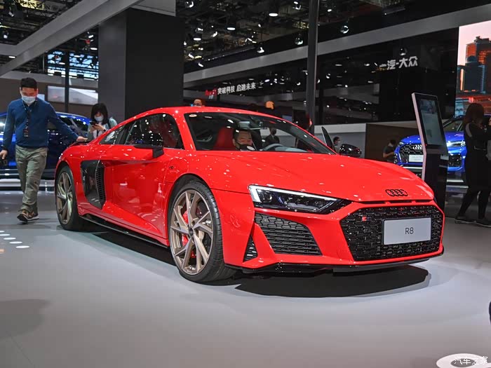 【汽车之家16岁生日快乐】奥迪r8